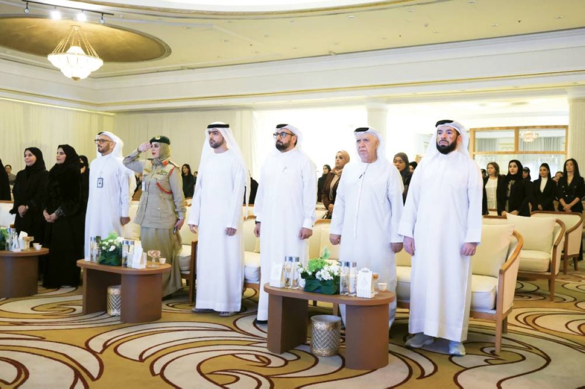 «نسائية دبي» تكرّم رعاة «زفة حراير»