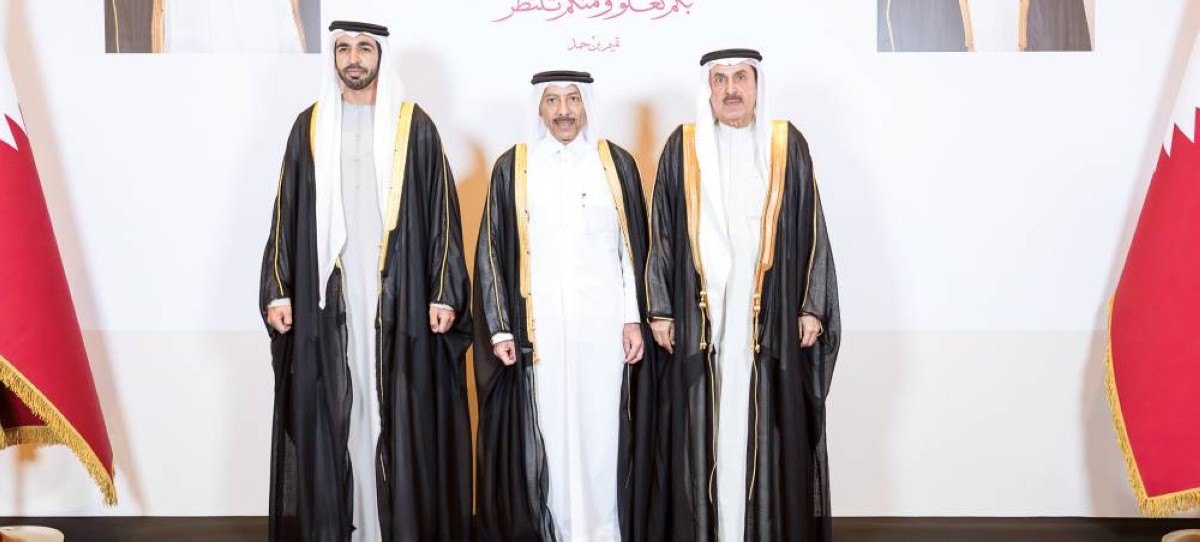 صقر غباش يحضر حفل السفارة القطرية باليوم الوطني