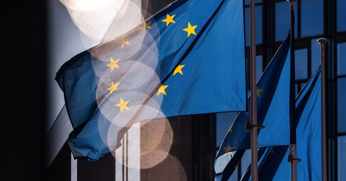 المركزي الأوروبي يبقي الفائدة دون تغيير مع الاقتراب من هدف التضخم