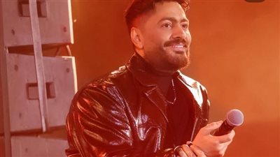 بحاول أقوم معاكم وعشانكم.. تامر حسني يعلن تعافيه من وعكته الصحية