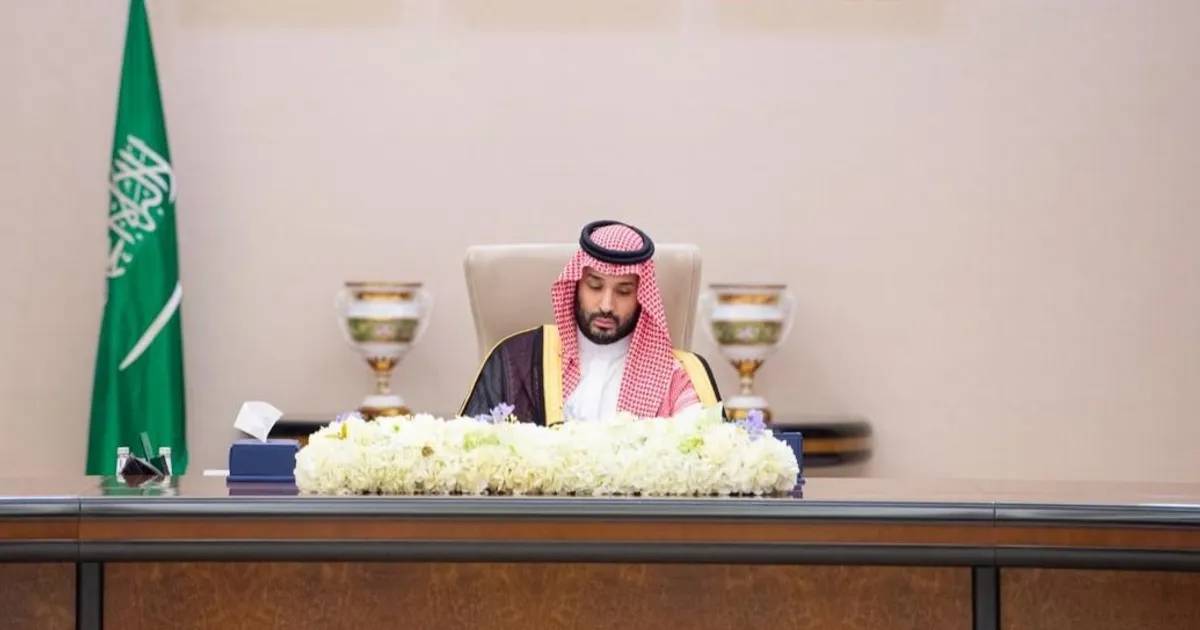 ولي العهد السعودي يشيد بدور الأنشطة غير النفطية لقيادة النمو