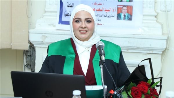 الباحثة عبير علي رستم تناقش مستقبل البيانات الصحفية الرقمية.. وتحصل على الماجستير بامتياز