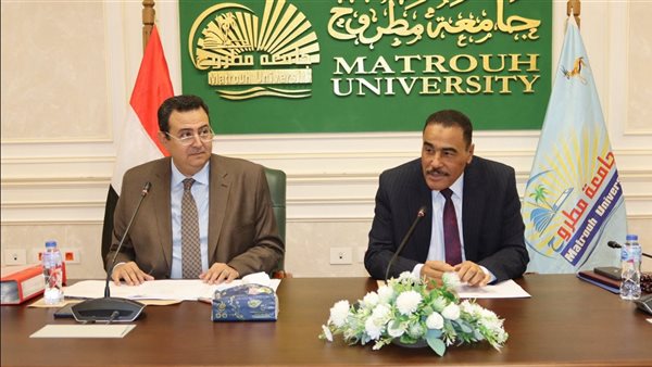 مجلس جامعة مطروح يكرم الكليات المتأهلة لجائزة مصر للتميز الحكومي وحاضنة “نماء”