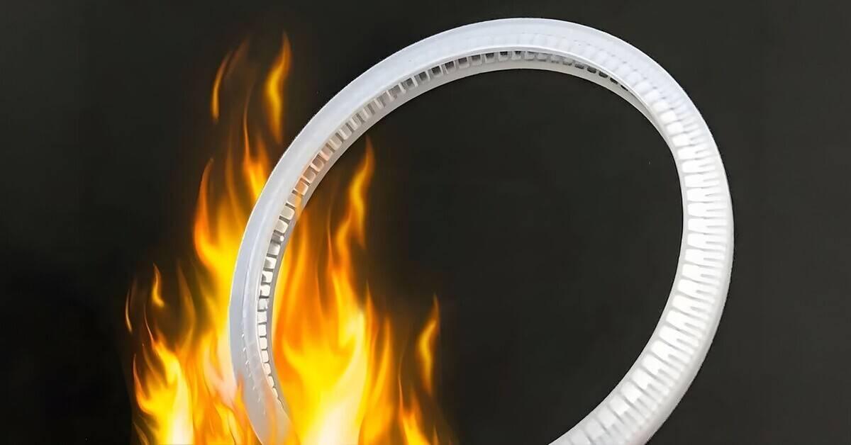 نوع جديد من البلاستيك المقاوم للحريق