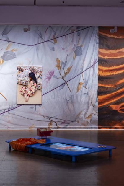 مشاركون: «روافد ورؤى» يعكس تنوّع المشهد الفني الإماراتي