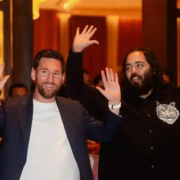 هدية فاخرة لميسي..نجل الملياردير الهندي أمباني يهديه ساعة ريتشارد ميل نادرة بـ1.2 مليون دولار