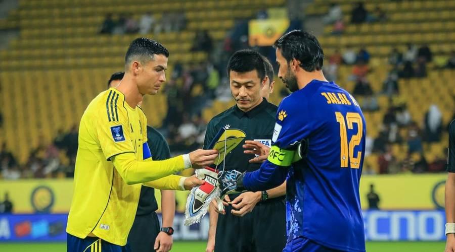 رغم الخسارة بخماسية.. جلال حسن فخور بمواجهة رونالدو