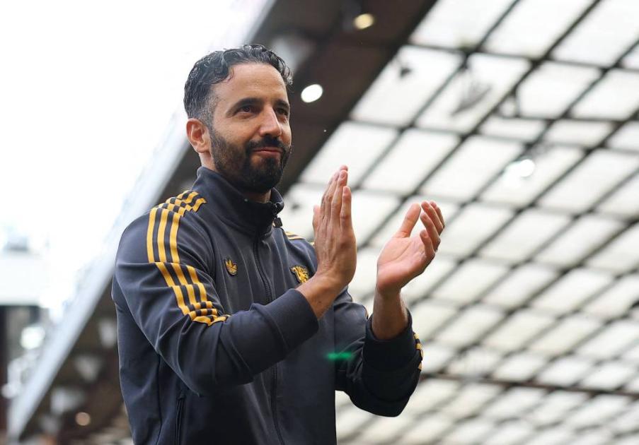 مانشستر يونايتد يستقبل الذئاب بغياب الكابتن ونائبه