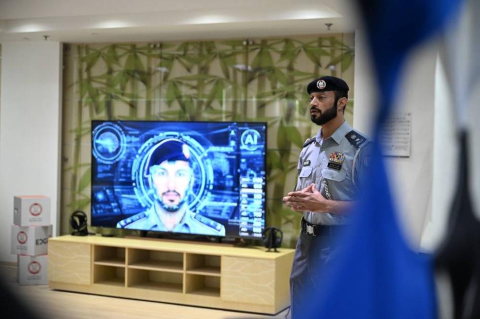 قائد شرطة أبوظبي يطلع على منظومة الابتكار