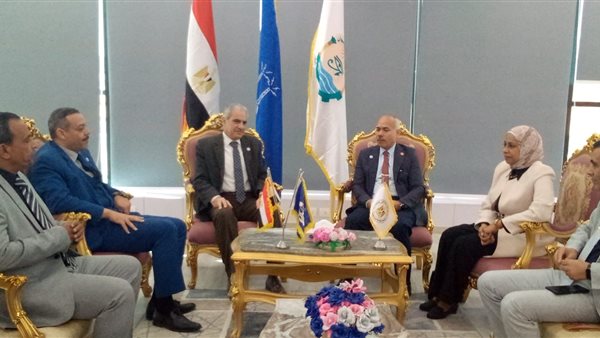 جامعة أسوان تؤكد على الاستثمار في تنمية القدرات البشرية أولوية استراتيجية