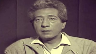 في ذكرى ميلاده.. لماذا وصف كرم مطاوع توفيق الحكيم بـ “انفصام في الشخصية”؟