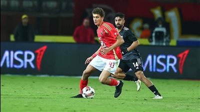 وليد صلاح الدين ينفي وصول عرض رسمي للنادي الأهلي من برشلونة بشأن حمزة عبد الكريم