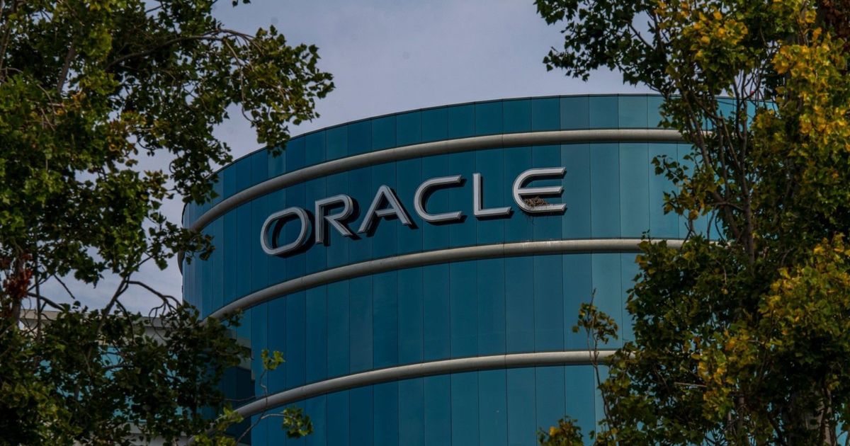 أسهم “أوراكل” تتكبد أعنف هبوط يومي منذ 24 عاماً