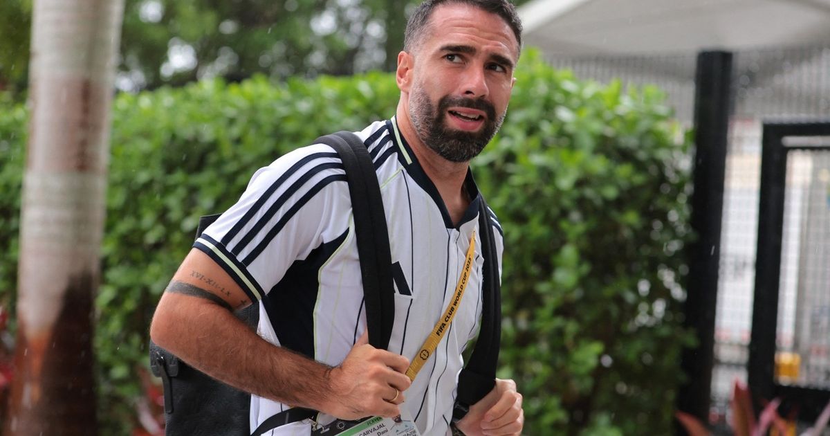 ماذا دار بين كارفاخال وحكم مباراة سيلتا في نفق غرفة الملابس؟