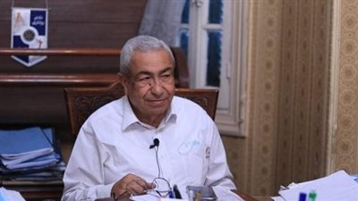 بعد زيادة إيجار أراضي الوقف.. أوقاف النواب لـ تحيا مصر: يتوافق مع القيمة السوقية.. ونؤيد الزيادة التدريجية

  الأحد 07/12/2025 03:23 م
علّق النائب منصف نجيب، وكيل لجنة الشئون الدينية والأوقاف بمجلس النواب، على ارتفاع سعر الأراضي الزراعية التابعة لوزارة الأوقاف من 18 إلى 50 ألف جنيه، قائلًا إن الهيئة العامة المصرية للأوقاف تقوم بتأجير الأراضي بسعر أقل