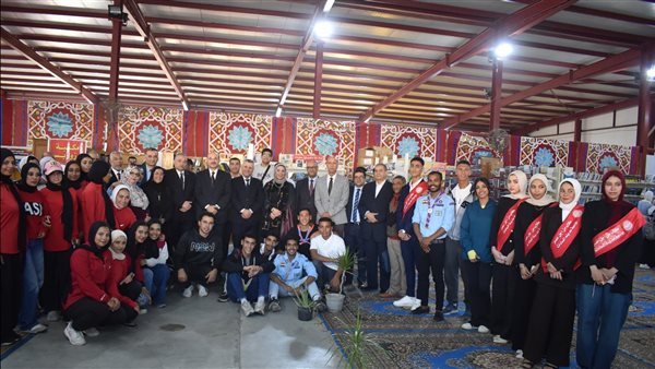رئيس جامعة مدينة السادات يفتتح معرض الكتاب الجامعي الثامن بكلية علوم الرياضة