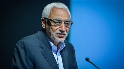 البروفيسور المصري عباس الجمل يفوز بجائزة نوابغ العرب في فئة الهندسة والتكنولوجيا لعام 2025
