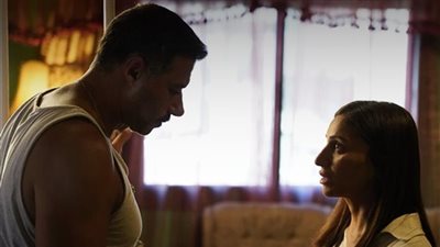 بطولة أحمد السعني ودينا الشربيني.. موعد عرض أولى حلقات مسلسل لا ترد ولا تستبدل