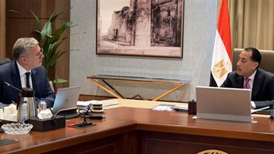 رئيس الوزراء يستعرض جهود وزارة البترول لتعزيز الاستثمار والاستدامة