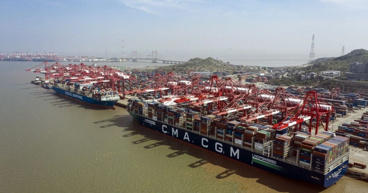 فائض الصين التجاري يتجاوز تريليون دولار مع تعافي الصادرات