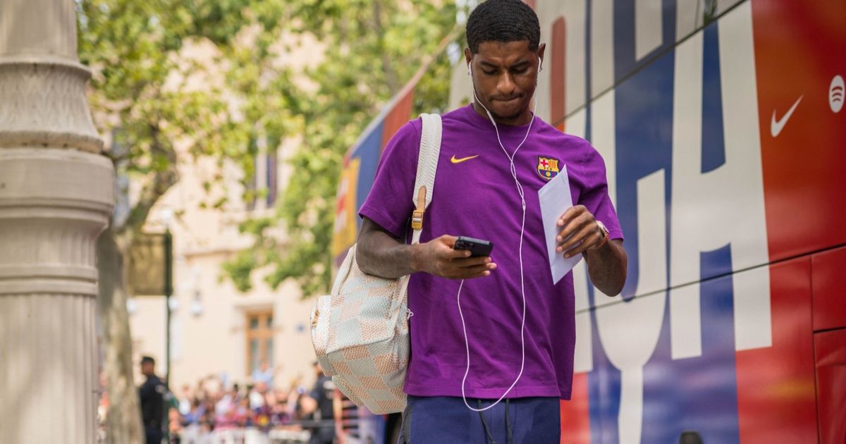 لماذا يتردد برشلونة في شراء ماركوس راشفورد بشكل نهائي؟