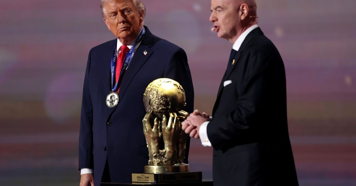 لارا وليامز: لماذا يخطب “فيفا” ودّ ترمب على حساب المناخ؟