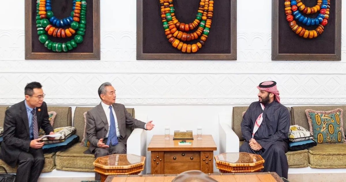 ولي العهد السعودي يتلقى رسالة خطية من الرئيس الصيني