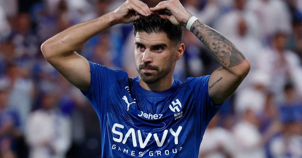 روبن نيفيز لم يقبل بعرض الهلال وترقب من عمالقة أوروبا