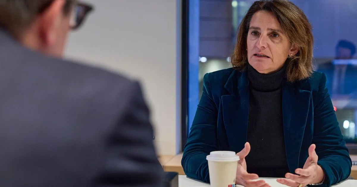 مسؤولة أوروبية تدعو إلى مقاومة ضغوط ترمب