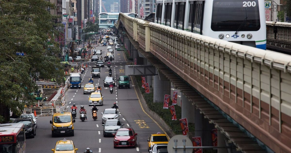 سباق الذكاء الاصطناعي يقفز بواردات تايوان إلى مستوى قياسي