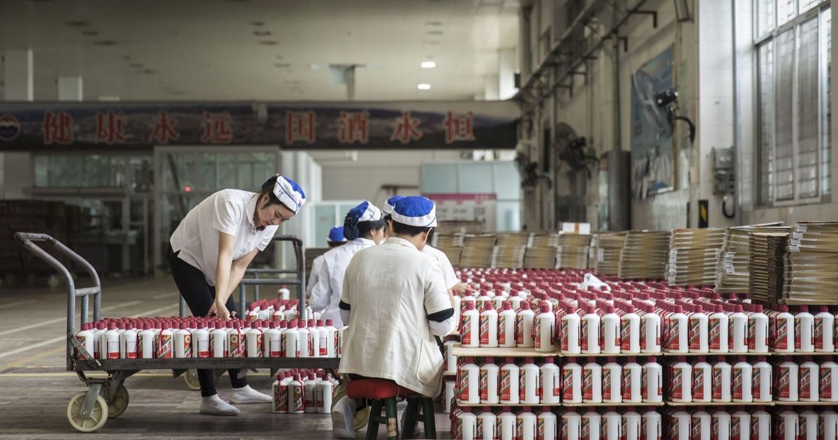 مسح خاص يظهر انكماشاً مفاجئاً في نشاط التصنيع الصيني