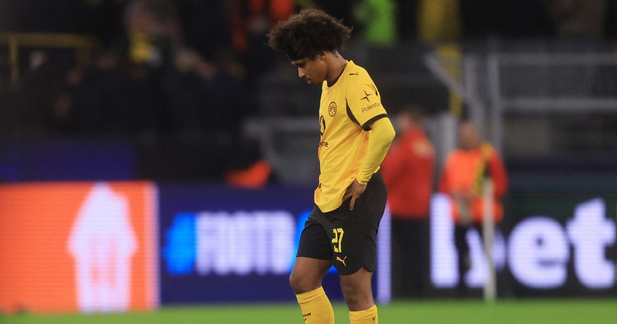 دورتموند يغرّم كريم أديمي بعد ردّ فعله الغاضب إثر استبداله