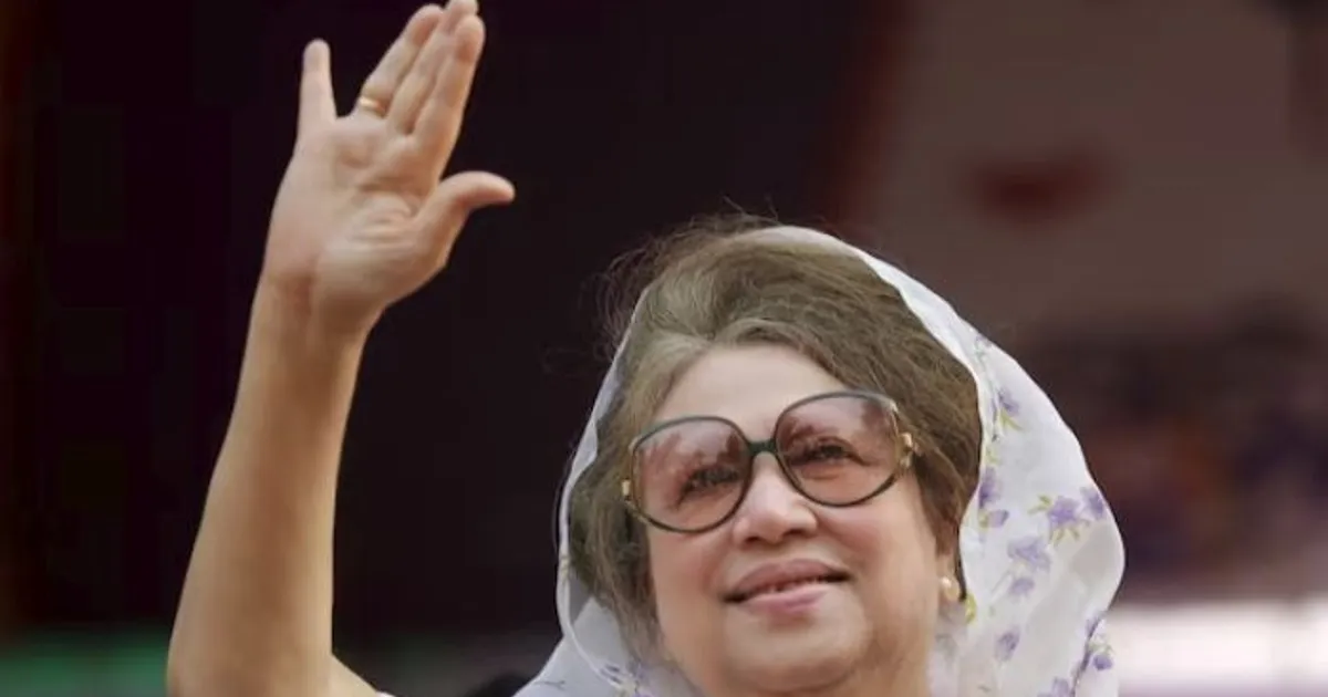 وفاة أول رئيسة وزراء في بنجلاديش.. من هي خالدة ضياء؟