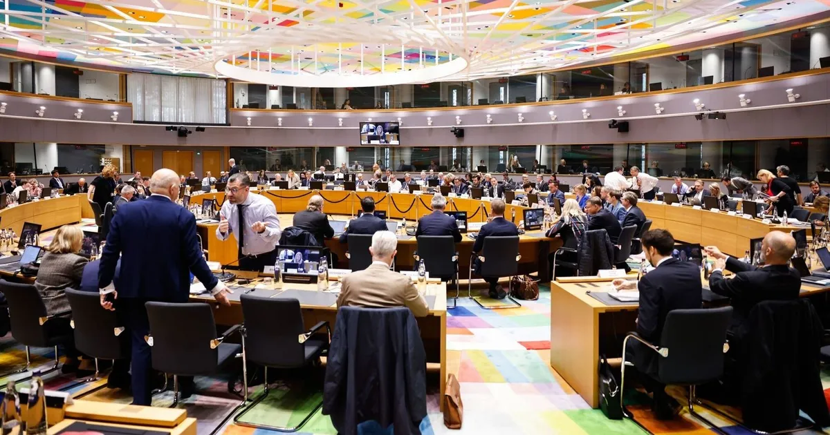 ضغوط ترمب بشأن أصول روسيا المجمدة تختبر تماسك أوروبا