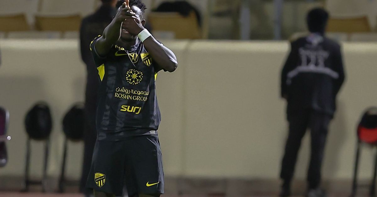 تعادل إيجابي في الشوط الأول بين الاتحاد ونيوم