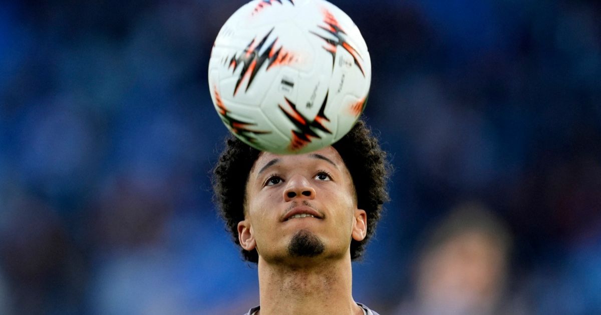 ديدييه ديشان مدرب فرنسا يحاول حرمان المغرب من جوهرة ليل