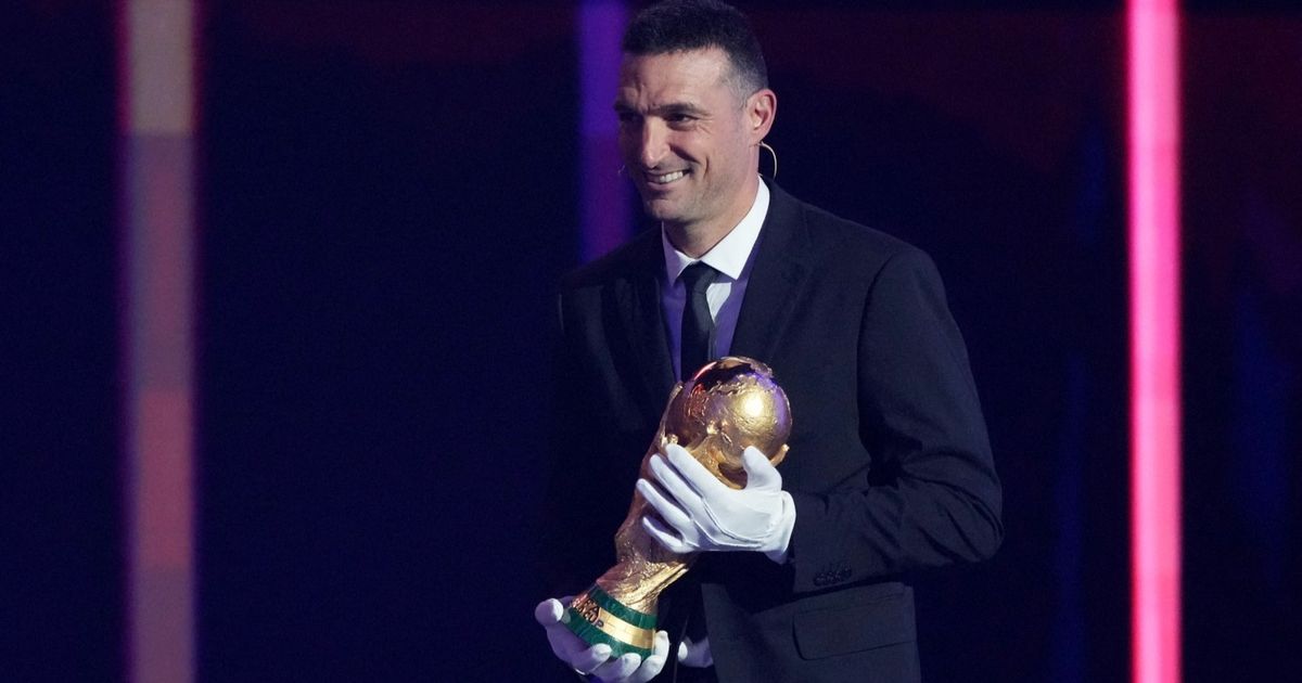 سكالوني: الجزائر بلد المواهب وبيتكوفيتش حرمني من اللعب