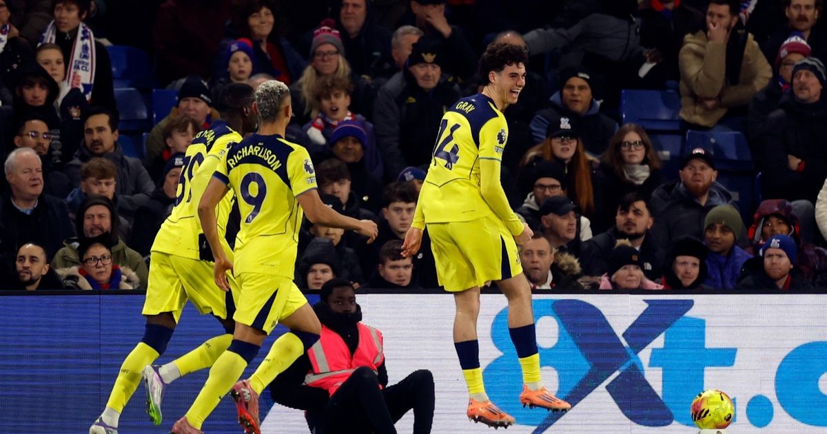 توتنهام يكبد بالاس الخسارة الثالثة في الدوري الإنجليزي