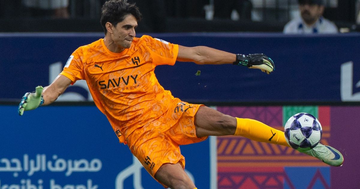 سيموني إنزاغي يحدد حارس الهلال في غياب ياسين بونو