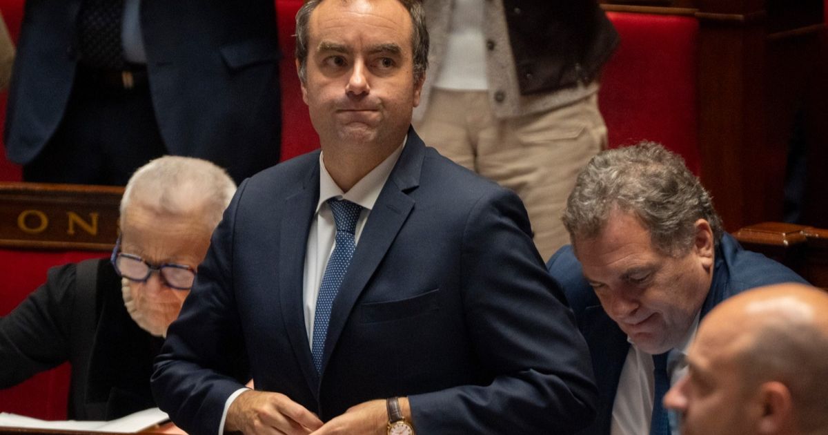 فرنسا تعتمد ميزانية مؤقتة لعام 2026 لتفادي الإغلاق