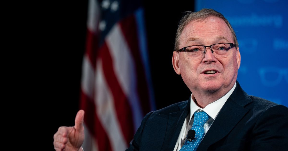 هاسيت واثق من وقوف المحكمة العليا لجانب إدارة ترمب في قضية الرسوم