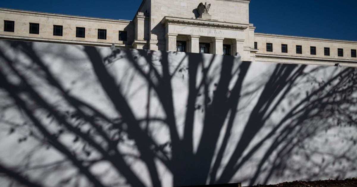 انقسام نادر داخل “الفيدرالي” حول الخطة طويلة الأجل لأسعار الفائدة