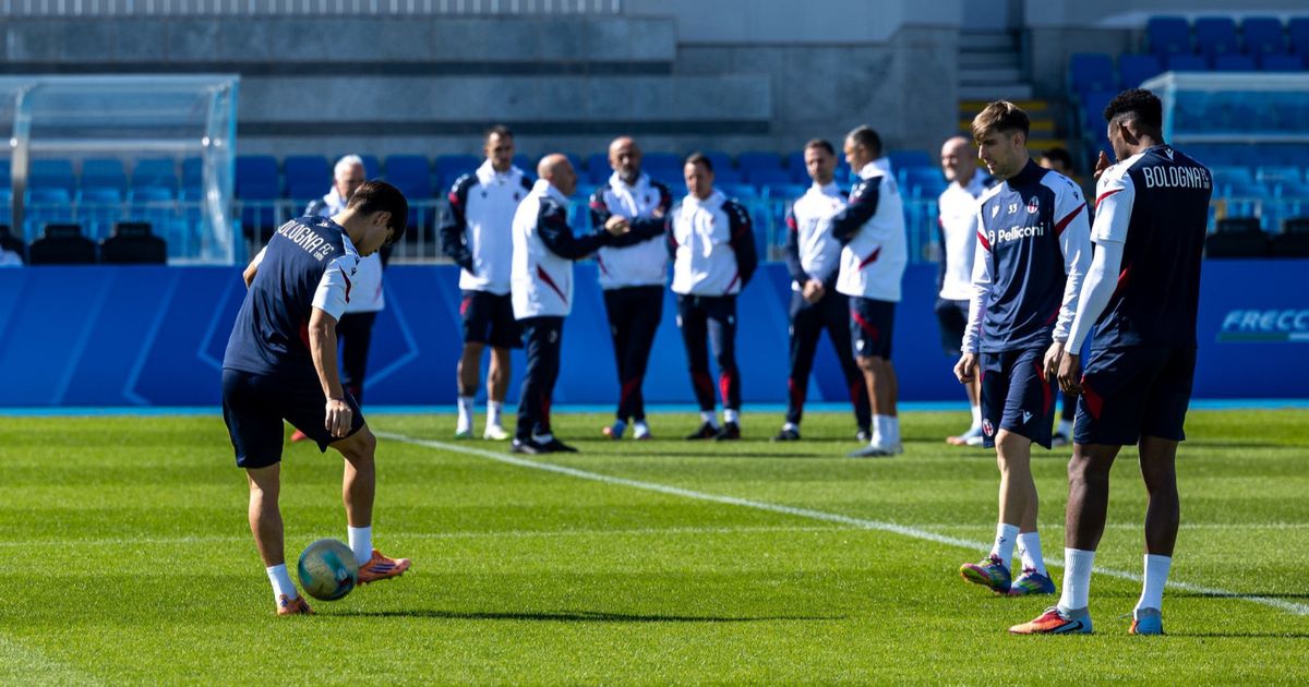 أرقام وحقائق قبل نهائي السوبر الإيطالي بين نابولي وبولونيا