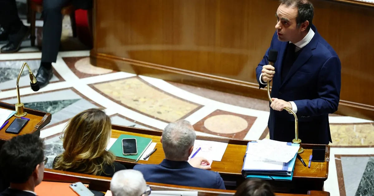 فرنسا.. فشل إقرار “ميزانية 2026” يهدد خطط الدفاع