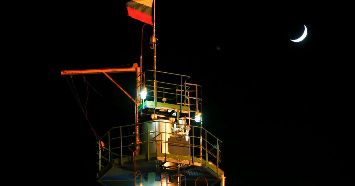 روسيا تمدد الحظر المؤقت على صادرات البنزين حتى فبراير