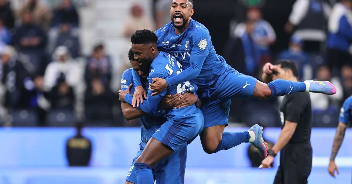 الهلال ينجو من فخ الخليج ويستعيد المركز الثاني بدوري روشن