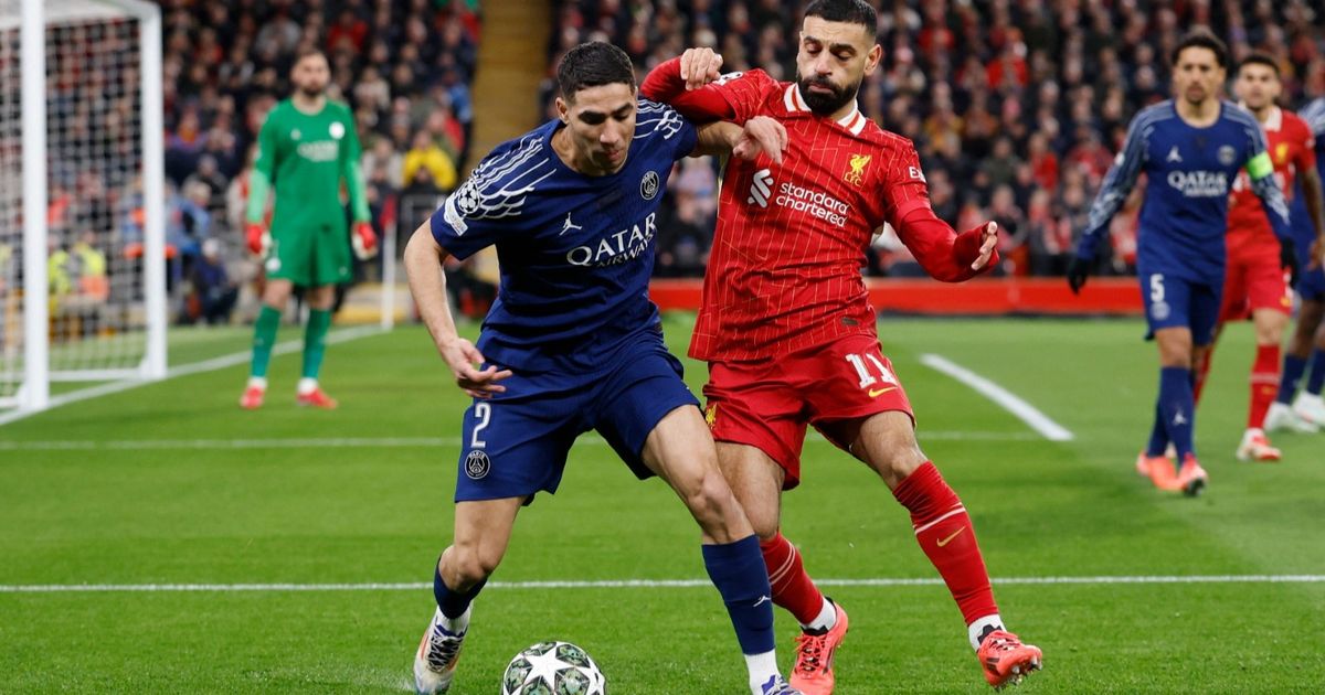 أفضل 100 لاعب بالعالم.. ما ترتيب صلاح وحكيمي ورونالدو وميسي؟