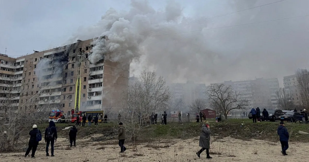 أوكرانيا تحرب بمحادثات ثلاثية و”شروط السلام” تعمق التحديات