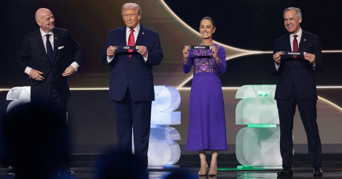 05 ديسمبر 2025 16:03تغطية مباشرة.. قرعة كأس العالم 2026تسحب اليوم الجمعة قرعة كأس العالم لكرة القدم 2026 والمقرر إقامتها في أميركا وكندا والمكسيك. المزيد