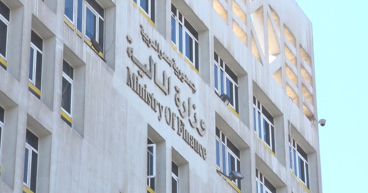 فوائد الدين تلتهم 96% من إيرادات ميزانية مصر في 5 أشهر